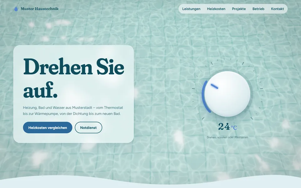 Startseite des Musterbetriebs Sanitär & Heizung am Computer